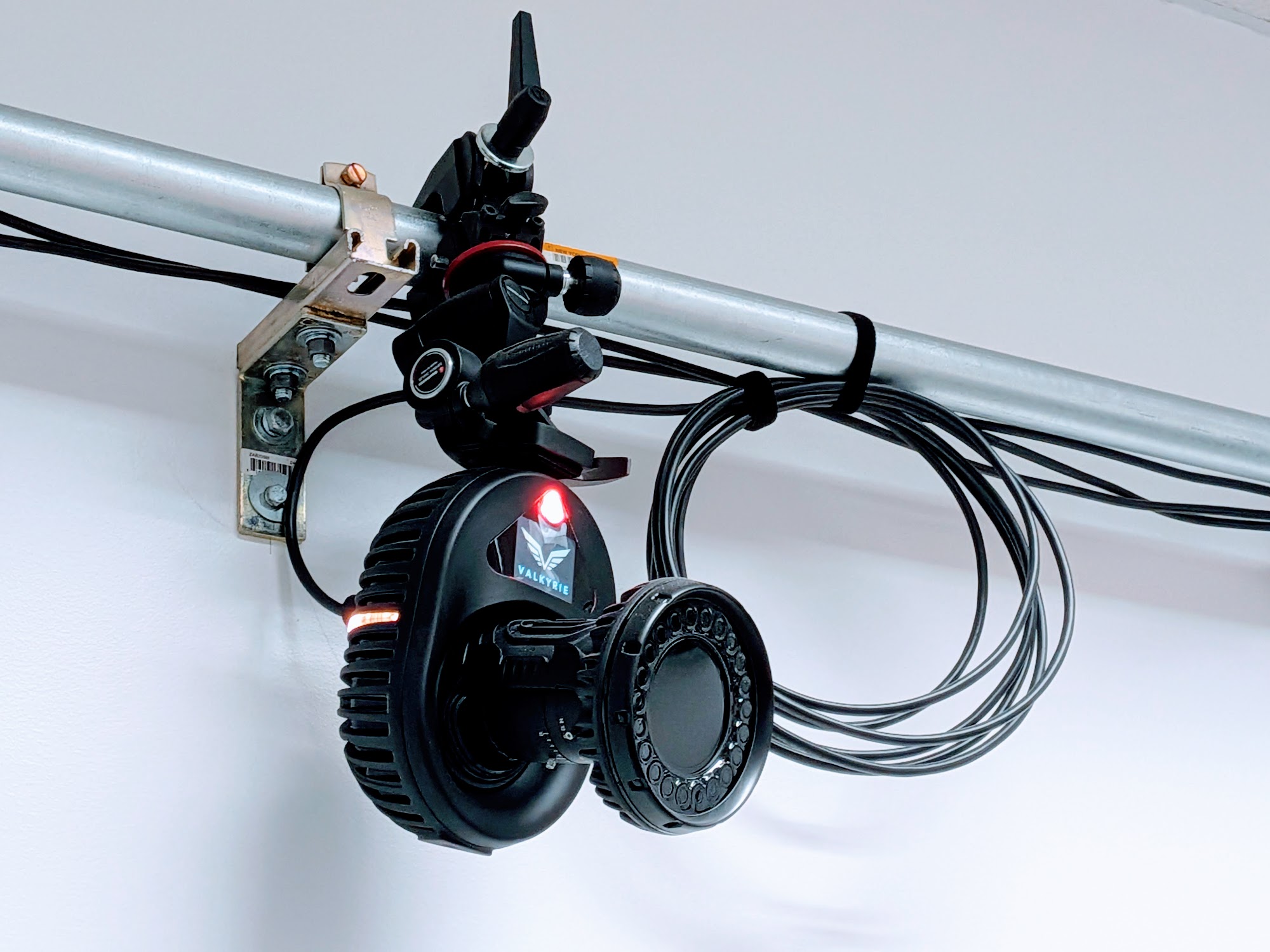 Motion capture system with multiple cameras